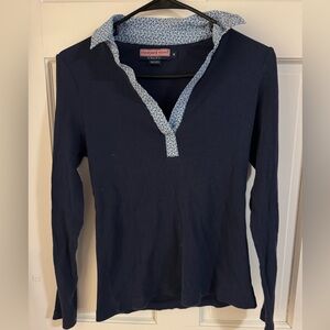 Woman’s Vineyard Vines Sweater Size Medium Blue Anchor Neck Pullover